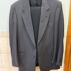 Classic Men's Pierre Cardin suit